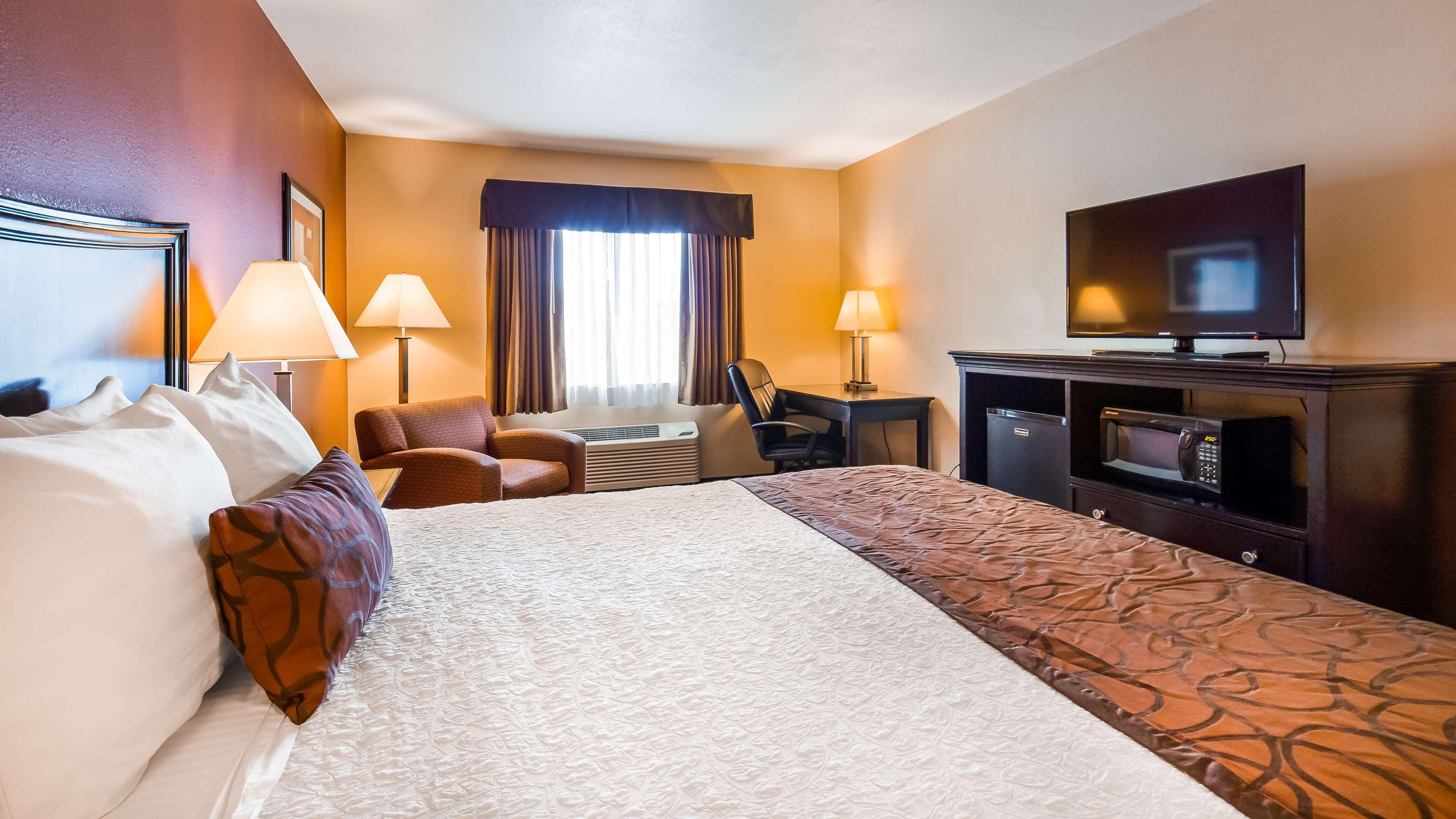 Best Western Plus Hotel 3*